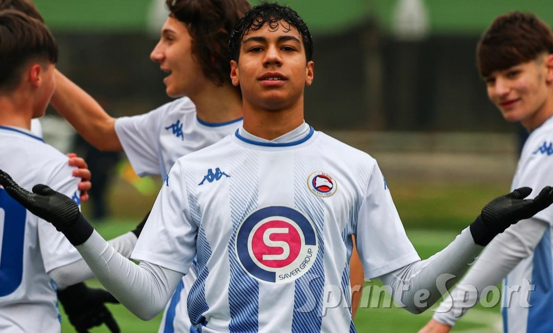 UNDER 15 &Eacute;LITE ALDINI &bull; Romano a favore di telecamera dopo il secondo gol