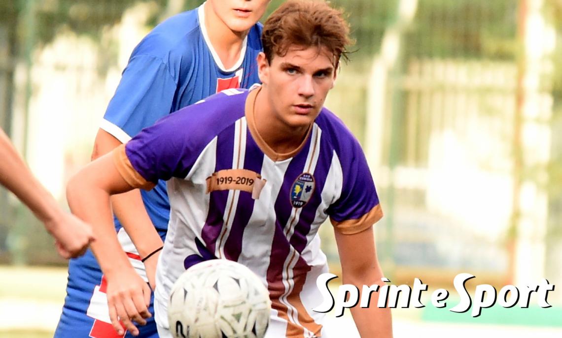 Edoardo Robazza, attaccante 2009 del Cenisia Under 17 allenato da Christian Secci