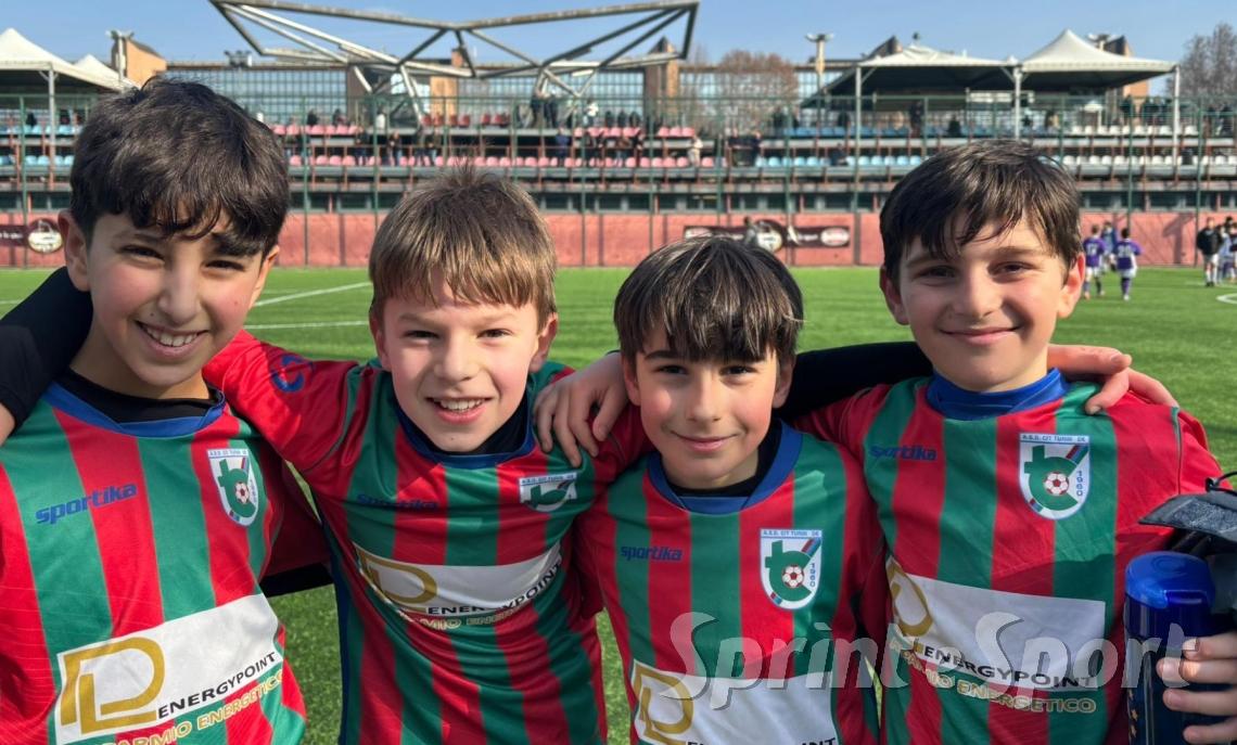 Inizio da favola: i rossoverdi trionfano nel derby con 6 gol 