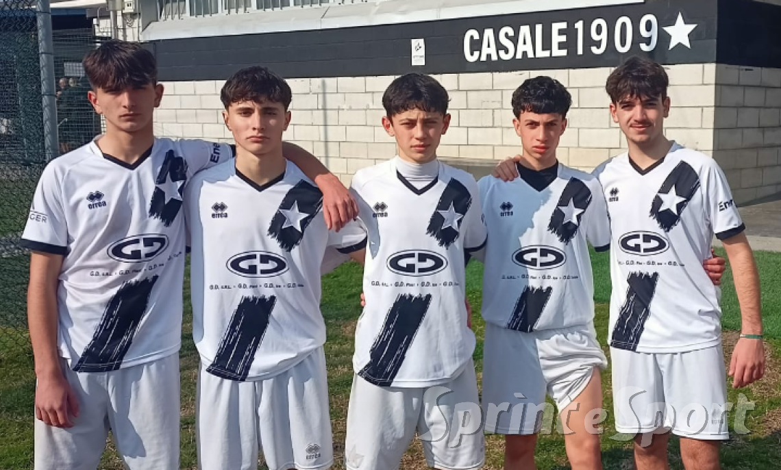 Under 15 &bull; Acc. Casale-Vinovo Sport: Strapotere nerostellato! Lo storico club ringrazia per gli omaggi ed &egrave; festa di Carnevale