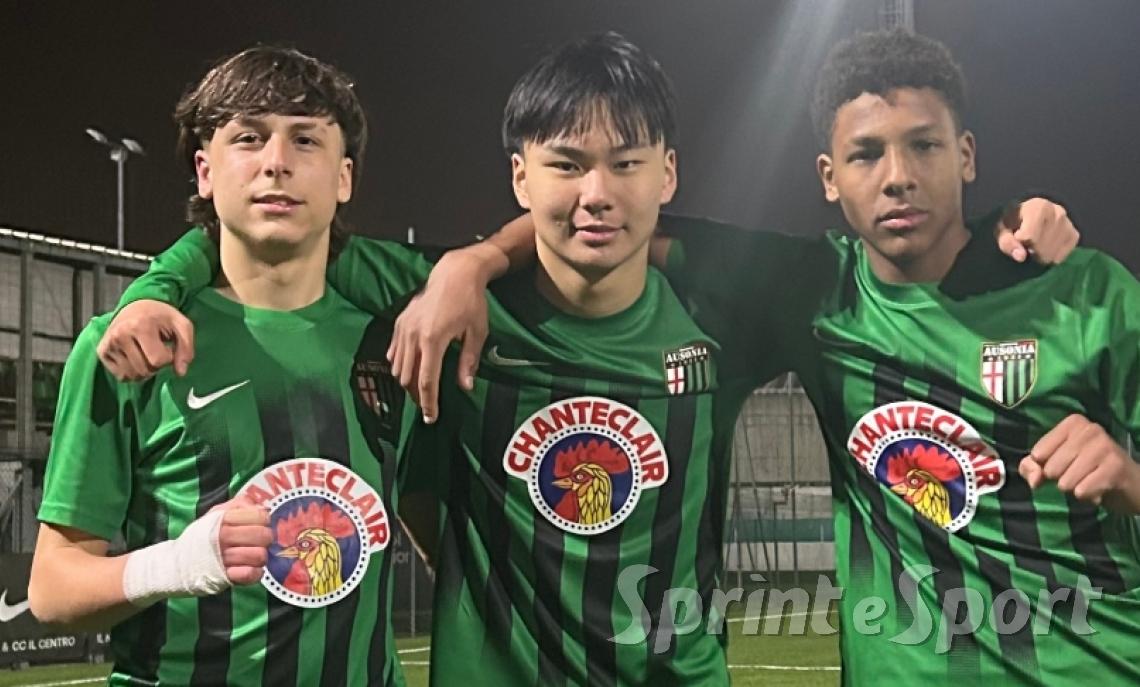 &igrave;Emanuele Talarico, Han Yu Shen (autore del gol) e Mame Cheikh Dieng.