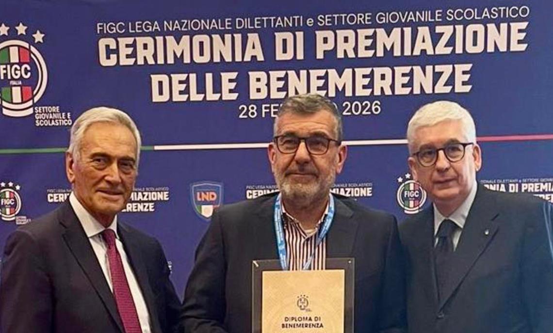 Il Presidente Nico Pertosa insignito della Benemerenza LND