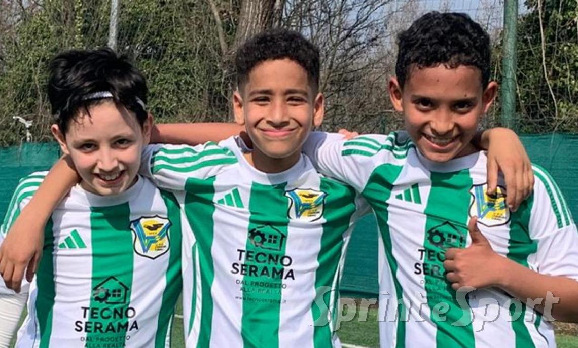 I biancoverdi non sbagliano niente: tre punti , dieci gol e si insegue la vetta