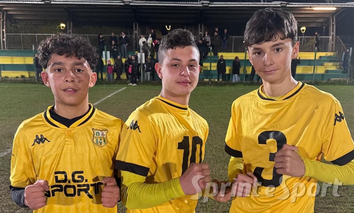 Omar Lamiri, Gabriel Fausto Dossena e Alesio Gjeci &bull; Frog Milano 