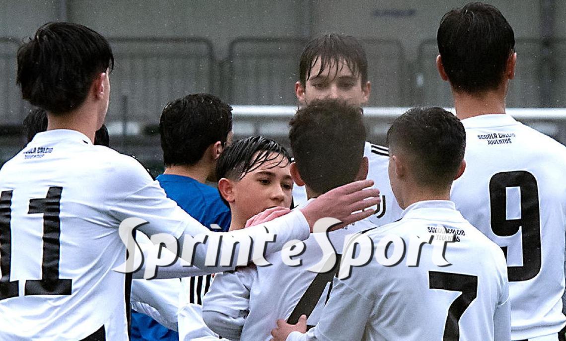 Under 14, Girone E: Sisport-Chieri: L'esultanza al gol del 2-0 della Sisport; (Foto di Luigi Bardella)