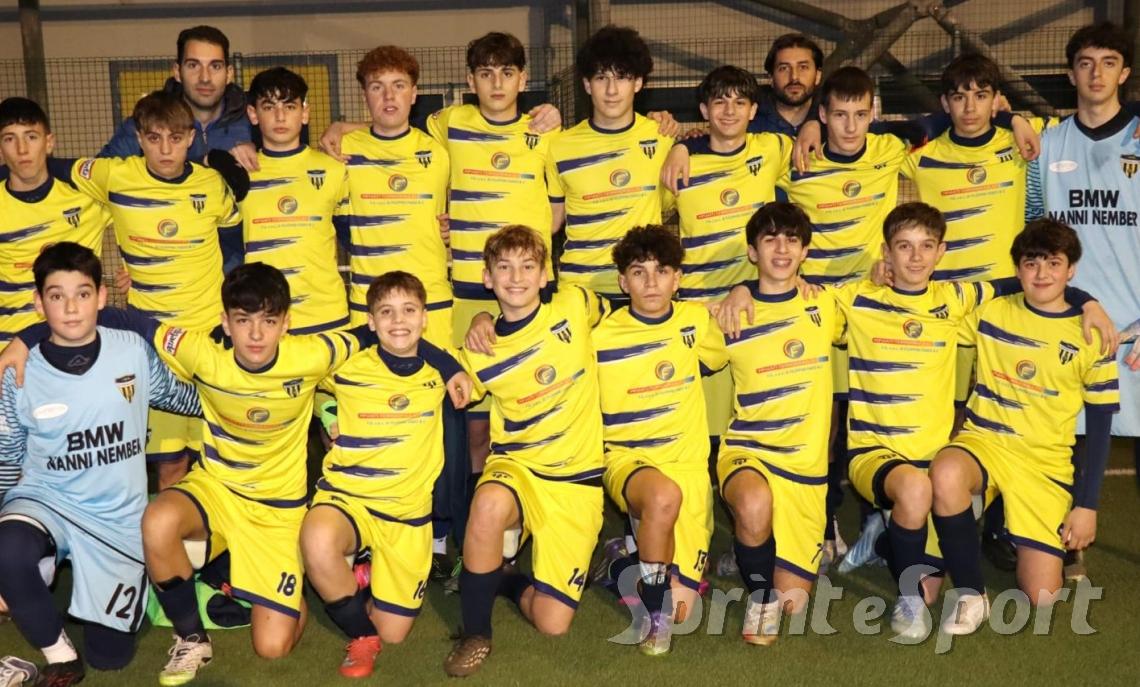 La rosa a disposizione di Rovere &bull; CILIVERGHE