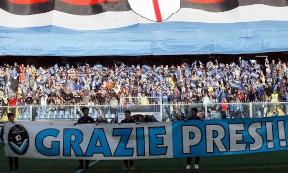 Lo striscione della Giana apparso a Marassi al posto di quello dell'UNICEF (foto: Il Giorno)