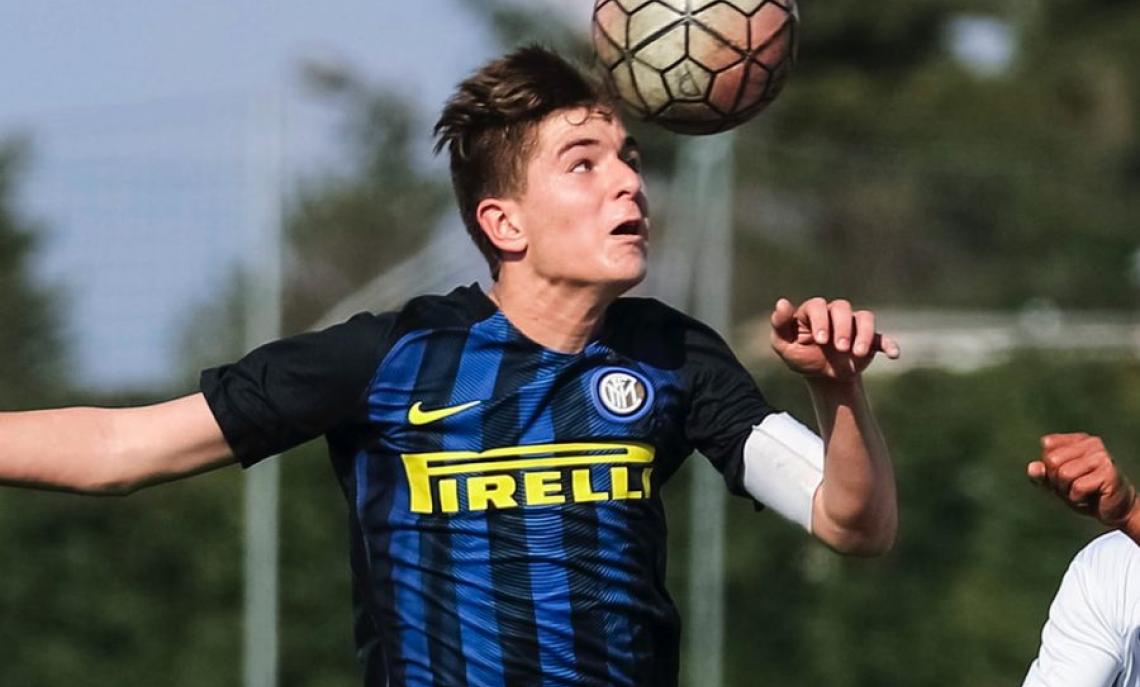 Lorenzo Pirola, difensore dell'Inter