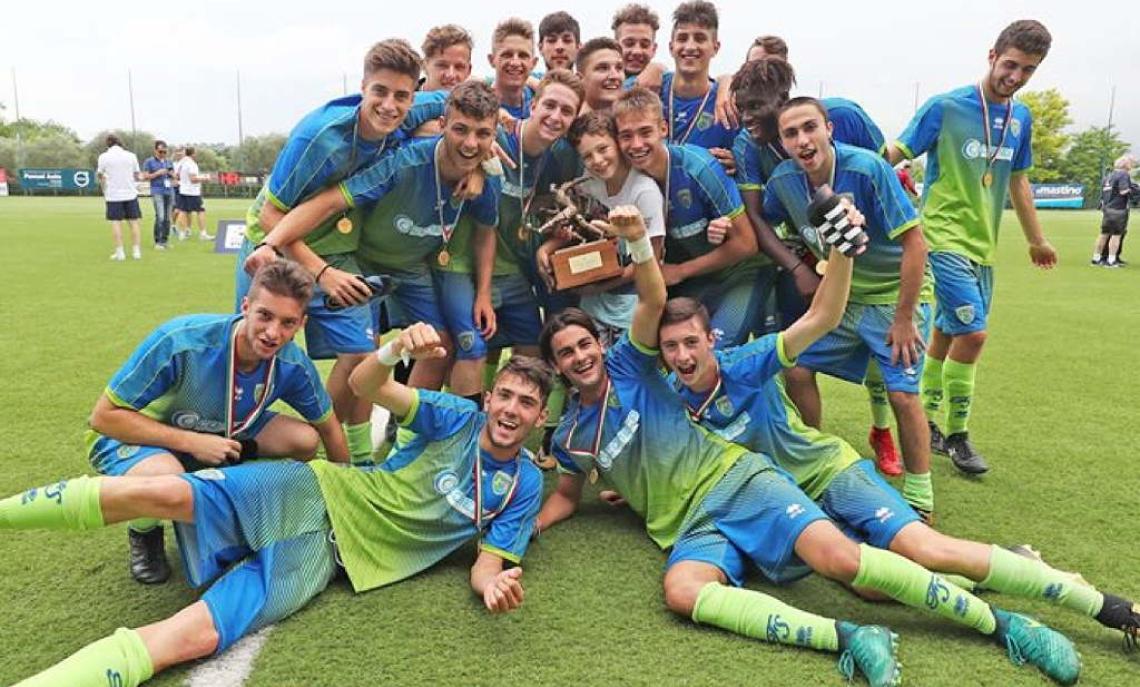 La festa della FeralpiSalò