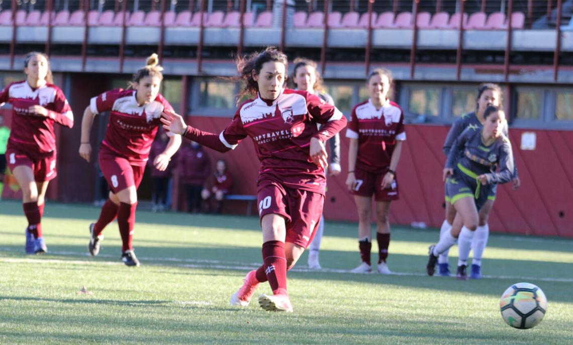 rigore Ponzio in Torino Women - Caprera (foto Valletta)