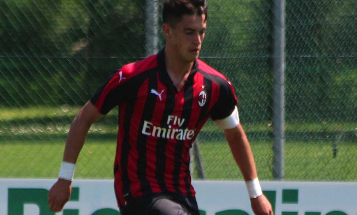 Andrea Capone, Milan