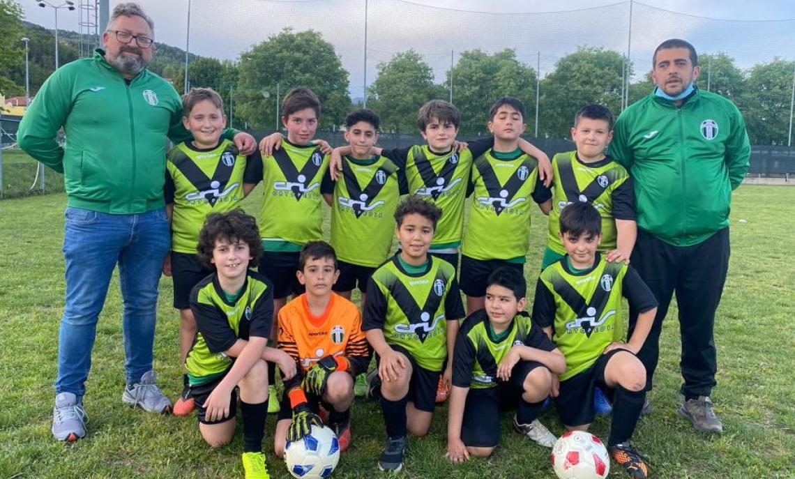 I pulcini misti del Chisone di Angelo Iozzolino e il dirigente Luciano Sorrentino