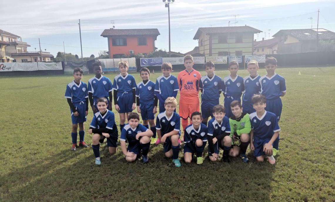 La formazione degli Esordienti 2009 del Vallorco di Marco Ortu