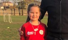 Scappata dall'Ucraina, ora gioca con la BaSe 96: la storia della piccola Anna