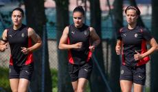 Nadine Sorelli, Moniza Renzotti, Erin Cesarini