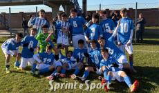 Under 14 Provinciali Pinerolo, None-Onnisport 8-0: La squadra festeggia la magnifica prestazione.