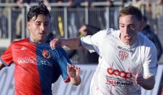 &ldquo;Un calcio, poi un pugno&rdquo;: caos negli spogliatoi al Puttilli. Torassa in ospedale, Malcore espulso