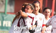 Serie C femminile, Torino-Tharros 5-0: l'esultanza di Linda Bazzocchi e Giada Guarini