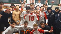 Trezzo-Olimpic Trezzanese: un gol per tempo e biancorossi che festeggiano i tre punti al termine di una gara all'insegna dei cartellini gialli