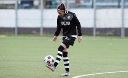 Road to Independiente-Spezia, parla l'attaccante Eni Sulo: «Con l'allenamento fatto questa settimana possiamo fare bene»