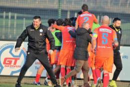 Sona-Desenzano Calvina: magia Marangon, la punizione nel recupero vale tre punti per gli ospiti