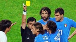 L'arbitro scappa in panchina: è 3-0 a tavolino