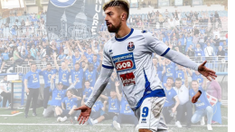 Bocciato da Juric dopo una lite e disoccupato, ora è il Re dei Bomber d'Italia