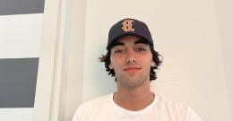 Il pallonetto d'esterno del classe 2002 vale il vantaggio nella sfida playoff