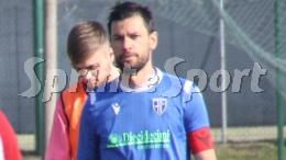 Il Totti dell'Eccellenza alza la Coppa e saluta chiudendo una magnifica carriera