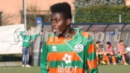 Debutt&ograve; a 16 anni in Promozione, a 22 &egrave; arrivato in Serie A scalando le categorie