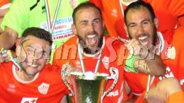 Dopo 26 anni sempre con la stessa maglia addosso la società lo manda via: «Ora voglio trovare squadra per dimostrare che non sono finito»