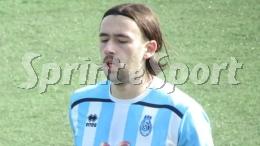 Non si presentano ma fanno mercato, ecco un attaccante per la squadra dal futuro incerto