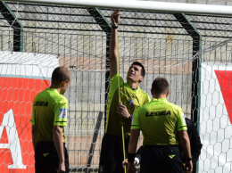 Clamoroso! Casale vince a tavolino: le misure delle porte sono irregolari, non si gioca!