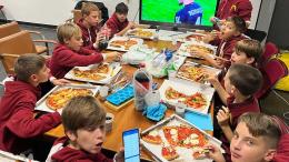 Pizza, Playstation, Ping Pong... e Serie A dopo la partita