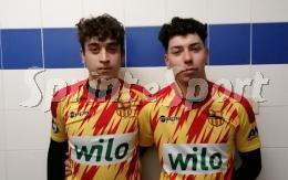 Sotto 2-0 nel primo tempo  e in dieci nella ripresa, con i subentrati rimontano 3-2 in casa della capolista