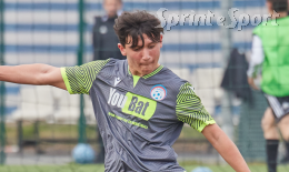 La giovane 'aquila albanese' realizza il suo sogno: maglia Azzurra e firma con i Professionisti