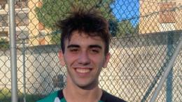 Una doppietta e il solito duo firmano il poker nello scontro diretto: biancoverdi in vetta