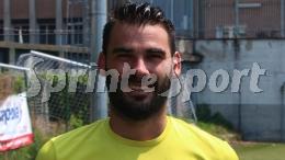 Rosso al portiere, il difensore va tra i pali e al 99' para il rigore decisivo (VIDEO)