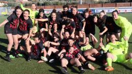 Stavolta è oro in Versilia: il rossonero femminile fa sempre più paura
