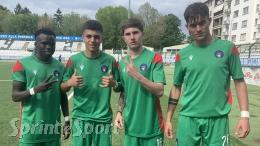 Un gol di tacco e una goleada fanno sprofondare il Lazio: addio sogni di gloria