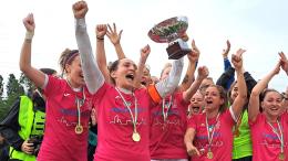 Un gol da 35 metri all'incrocio porta la squadra nella leggenda: il triplete bergamasco è realtà