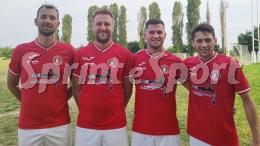 Giocano in ricordo del compagno scomparso vittima di un incidente: perdono sul campo ma vincono sugli spalti