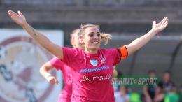 Segna da 40 metri e firma il terzo trofeo di una stagione senza precedenti: «Emozioni inimmaginabili»