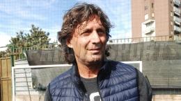 Riparte dai rivali in classifica e viene sostituito in panchina da un ex Serie D 