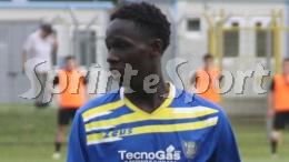 A soli 15 anni segna con i grandi, vince i play off e vola dritto in Serie C