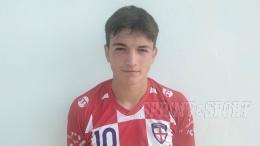 È un gol strepitoso: segna direttamente da calcio d'angolo e strappa il pareggio