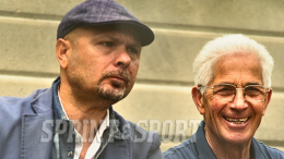 «Non siamo burattini!», gli allenatori granata rispondono con una lettera e si schierano col Direttore