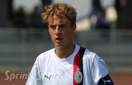 Il capitano rossonero protagonista della goleada nel derby lombardo