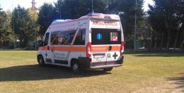 Dirigenti (e papà) e allenatore eroi soccorrono due ragazzi dopo un colpo fortuito: spavento e partita sospesa