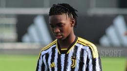 Il tridente rossoblù non perdona, il Genoa rifila un tris alla Juventus e vola al primo posto 